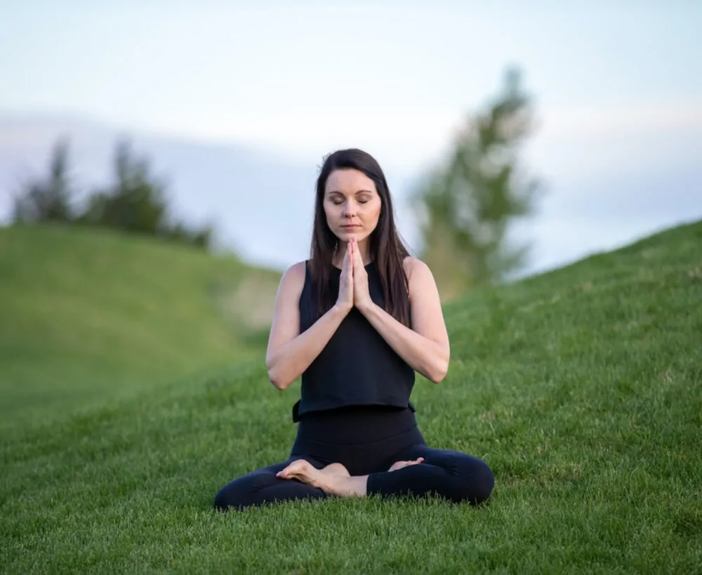 5 Simple Yoga Poses to Relieve Stress